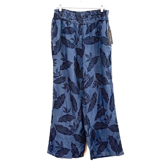 Land N Sea Pants - NWT Land N Sea Faded Floral/Leaf Print Wide Leg Pants Blue, Sz M
